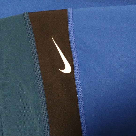 ✔️Nike Dri Fit Leggings, size M - Picture 5 of 6